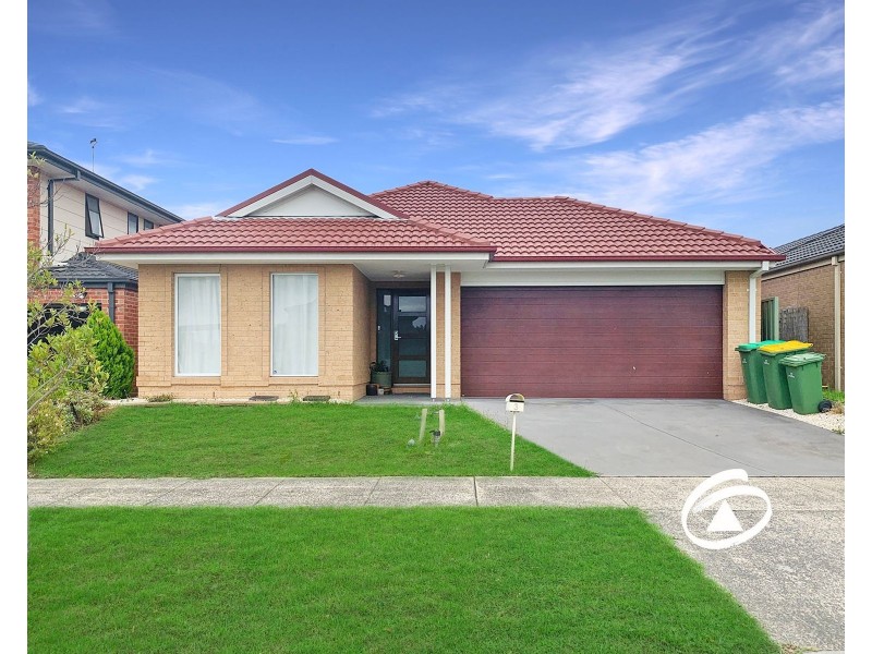 3 Moore Mews, Pakenham VIC 3810