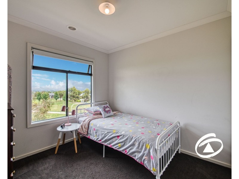 12 Todd Lane, Pakenham VIC 3810