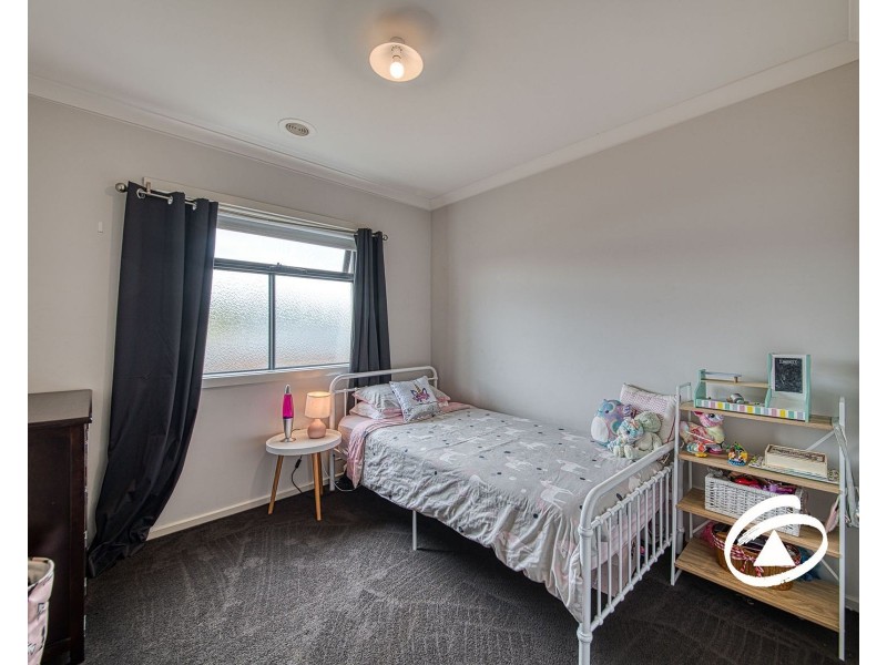 12 Todd Lane, Pakenham VIC 3810