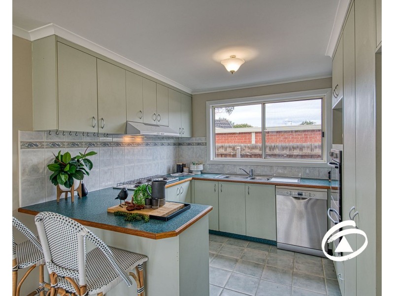 31 Grevillea Place, Pakenham VIC 3810