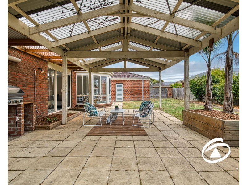 31 Grevillea Place, Pakenham VIC 3810
