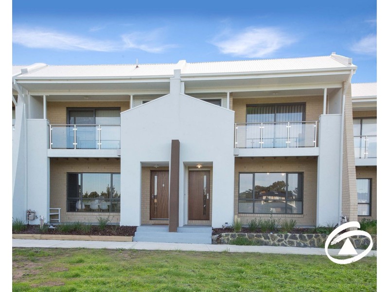 6/7 Cyan Crescent, Officer VIC 3809