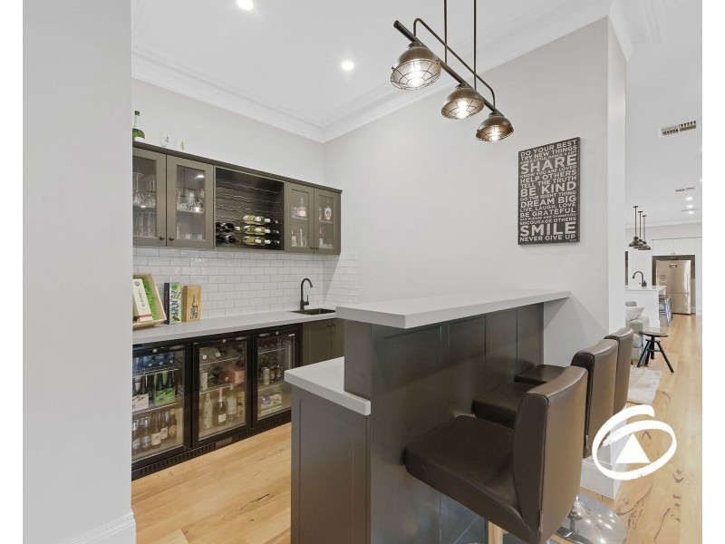 8 Ravendene Court, Maryknoll VIC 3812