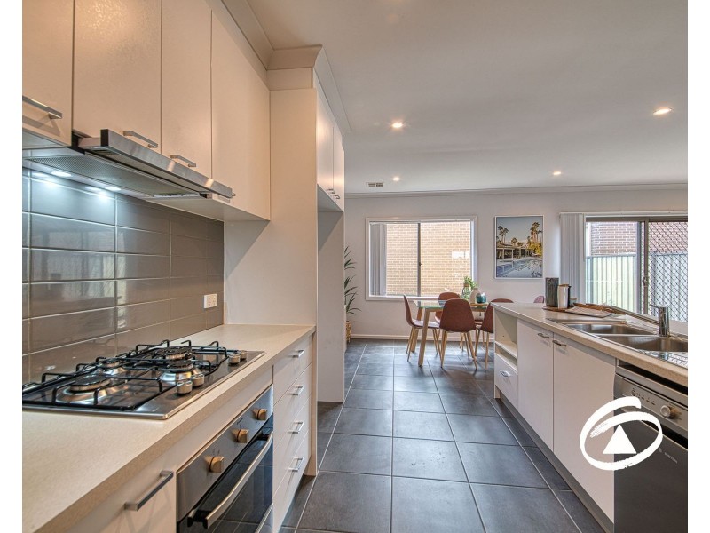 49 Atlantic Drive, Pakenham VIC 3810