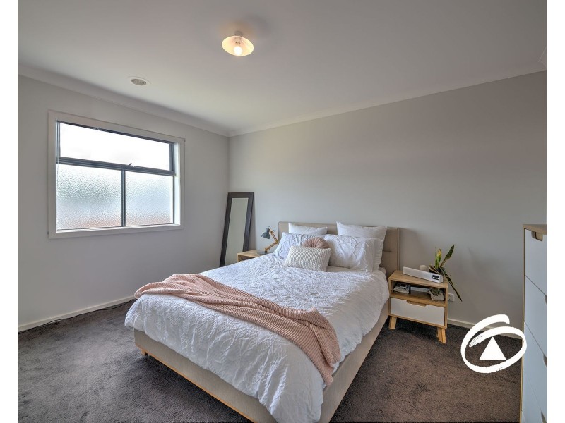 10 Todd Lane, Pakenham VIC 3810