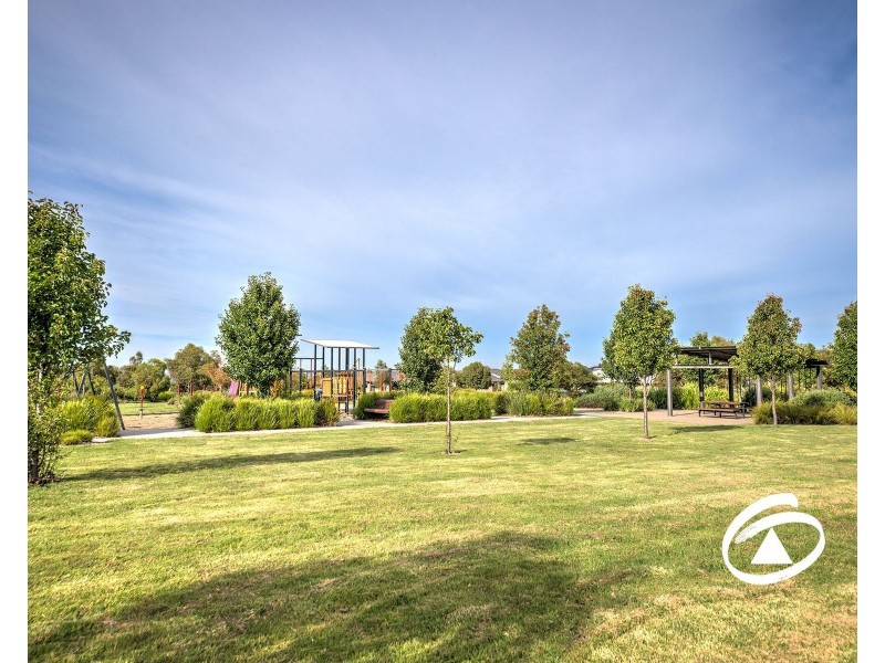 10 Todd Lane, Pakenham VIC 3810