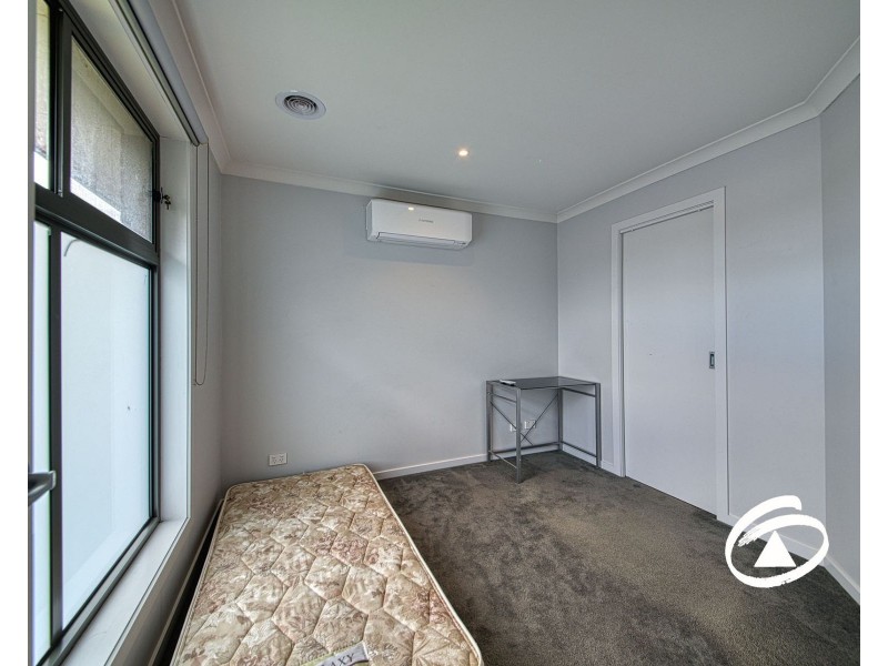 3 Sheffield Close, Pakenham VIC 3810