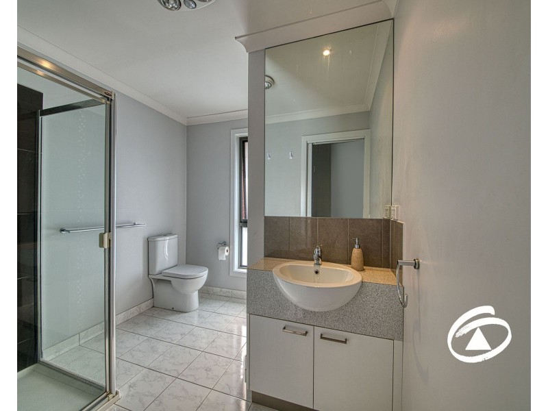 3 Sheffield Close, Pakenham VIC 3810