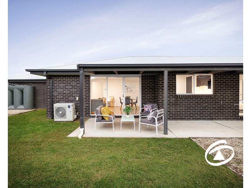11 Amber Lane, Koo Wee Rup VIC 3981
