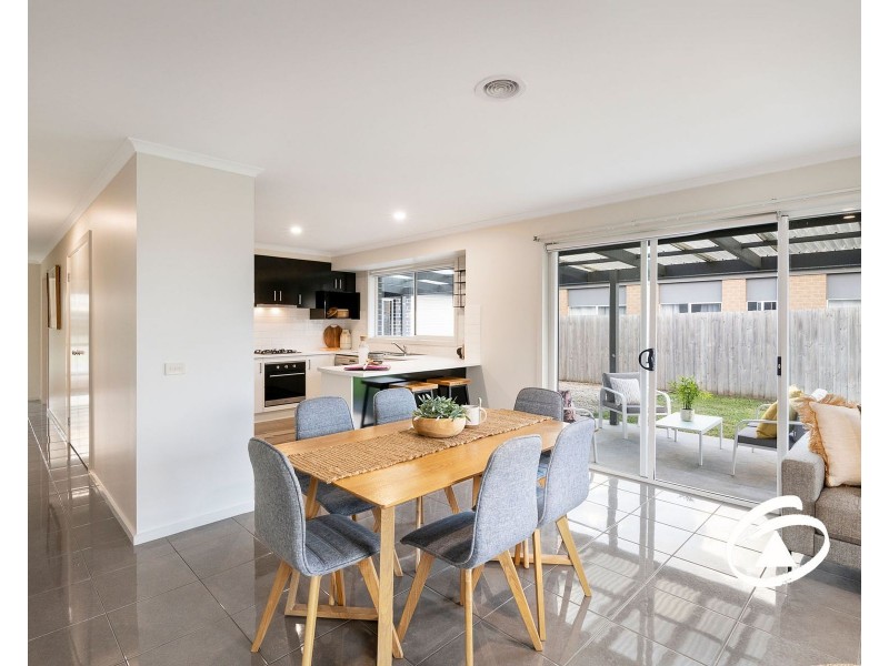 11 Amber Lane, Koo Wee Rup VIC 3981