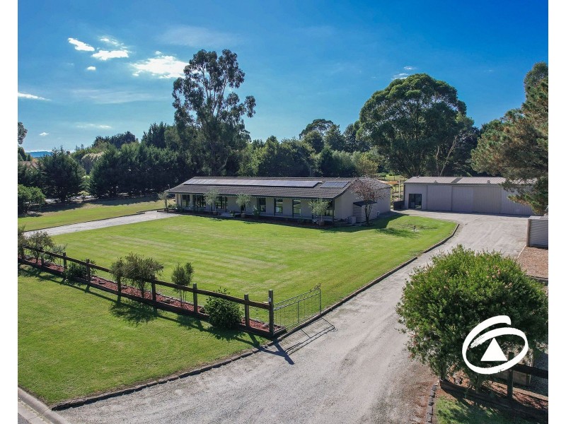 2 Greenhill Court, Bunyip VIC 3815