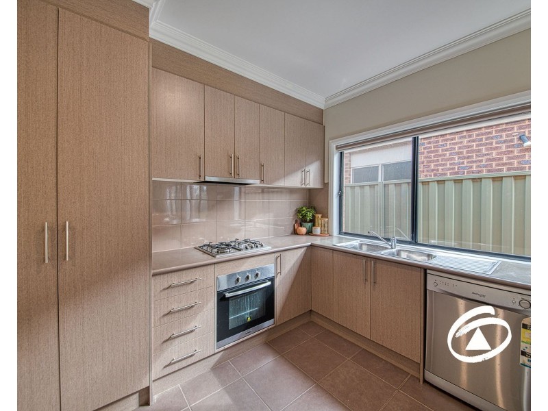 23 Cohens Way, Pakenham VIC 3810