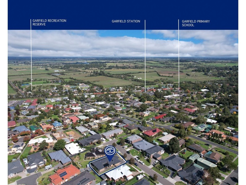 7 Kirkstall Close, Garfield VIC 3814