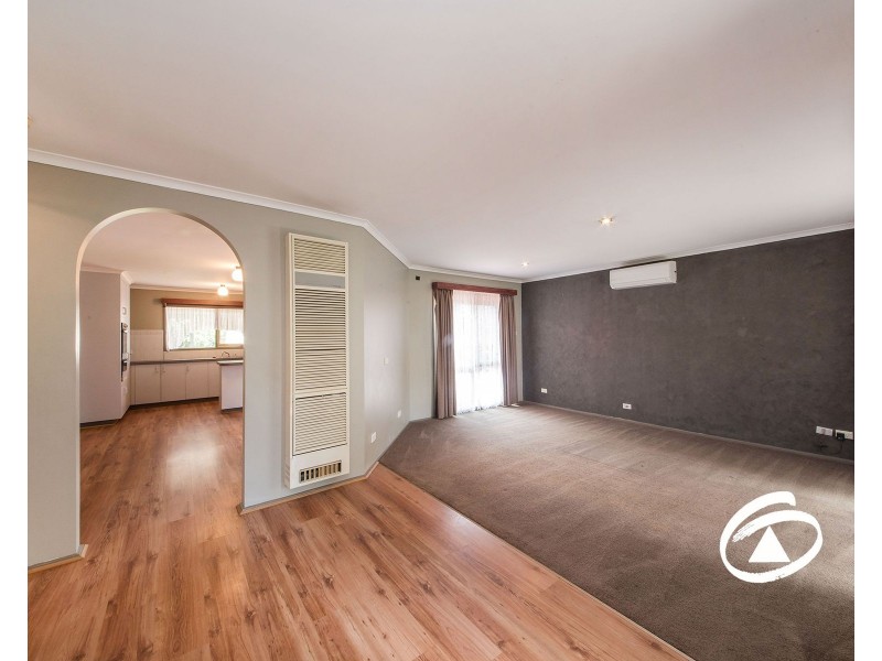 9 Pommel Street, Pakenham VIC 3810