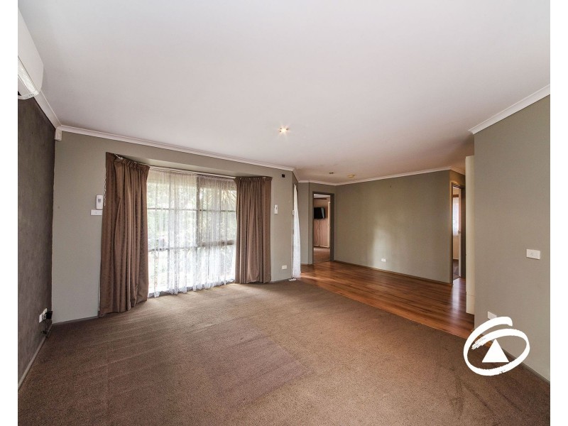 9 Pommel Street, Pakenham VIC 3810