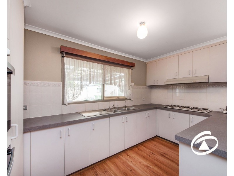 9 Pommel Street, Pakenham VIC 3810