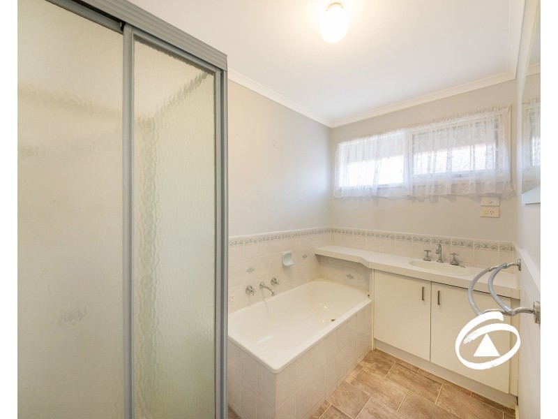 9 Pommel Street, Pakenham VIC 3810