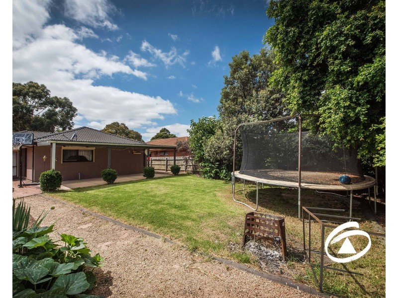 9 Pommel Street, Pakenham VIC 3810
