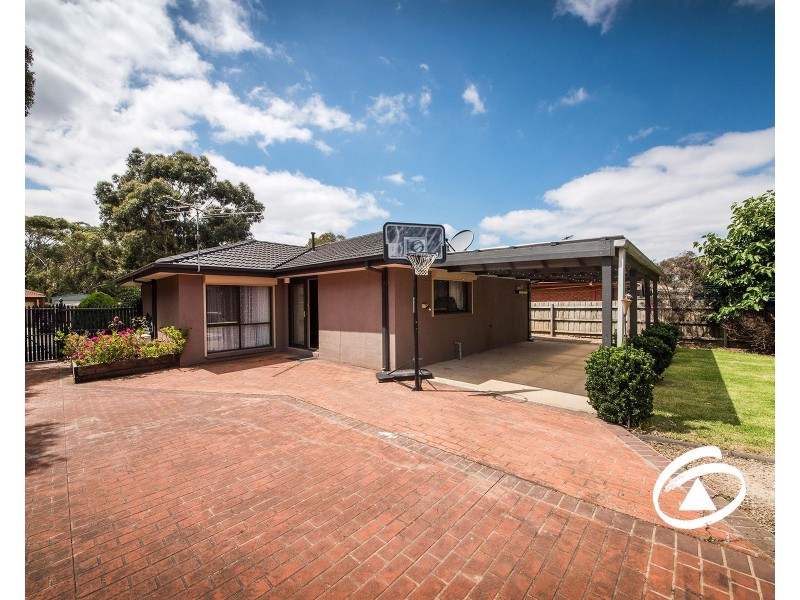 9 Pommel Street, Pakenham VIC 3810