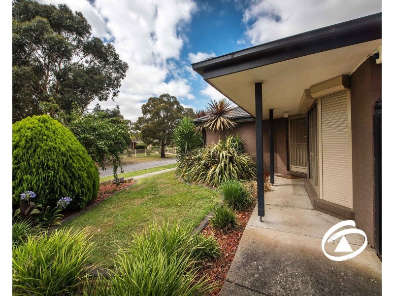 9 Pommel Street, Pakenham VIC 3810