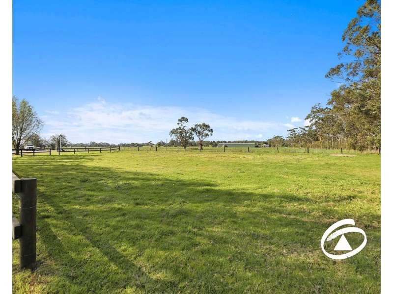 415 Thwaites Road, Yannathan VIC 3981