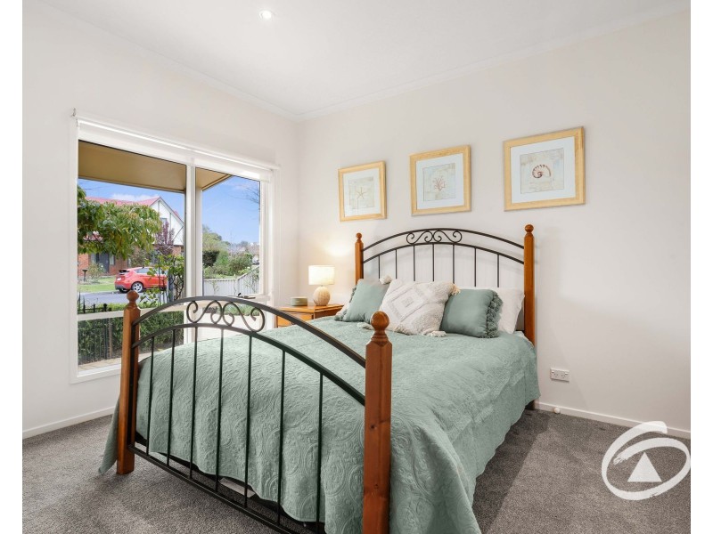 3 Clearwater Drive, Pakenham VIC 3810