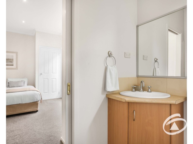 3 Clearwater Drive, Pakenham VIC 3810