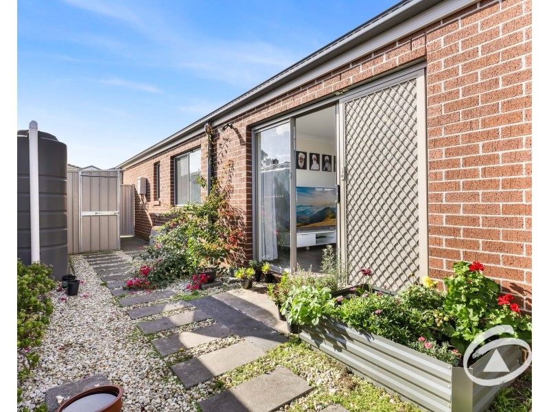 10 Woodlet Place, Pakenham VIC 3810