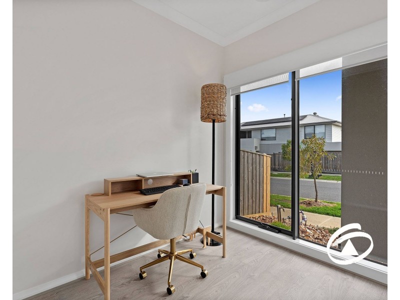 4 Coalport Rise, Officer VIC 3809