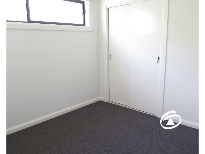 7 Eliot Avenue, Officer VIC 3809