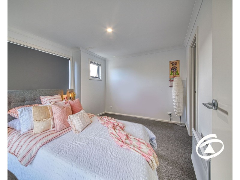 8B Tremont Street, Pakenham VIC 3810