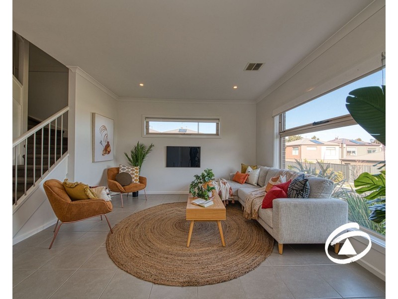 40/23 Atlantic Drive, Pakenham VIC 3810