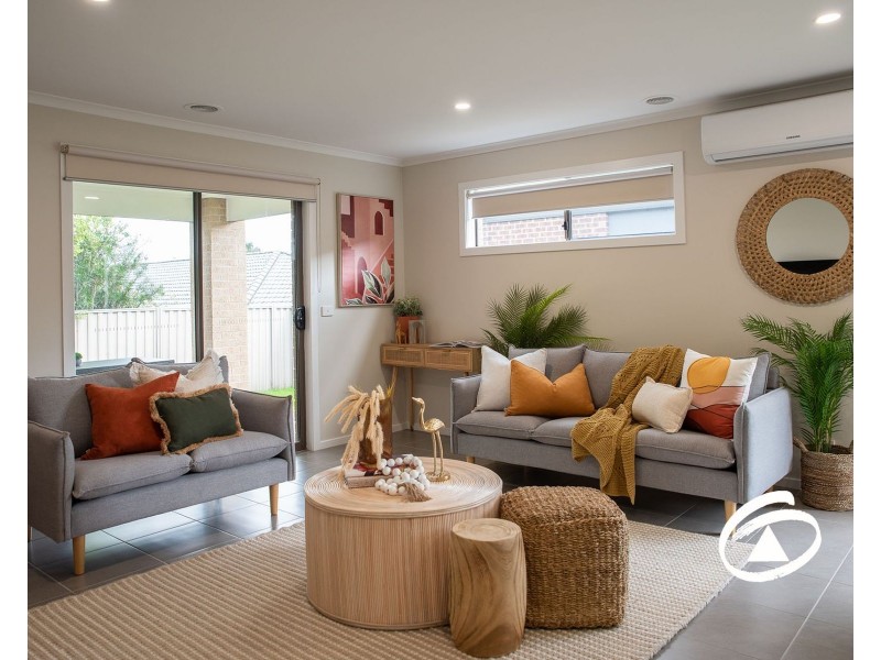 10 Keating Street, Pakenham VIC 3810