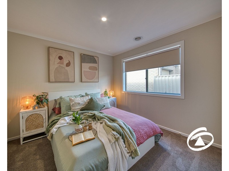 10 Keating Street, Pakenham VIC 3810