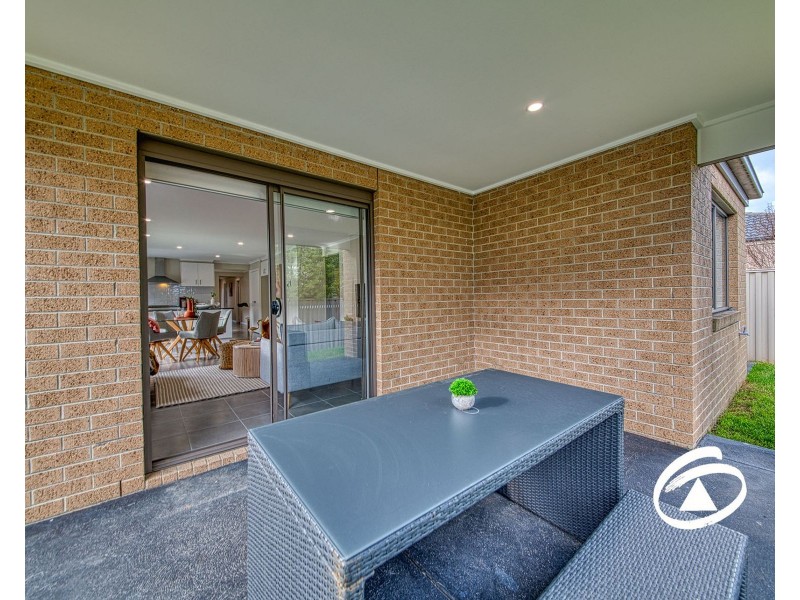 10 Keating Street, Pakenham VIC 3810