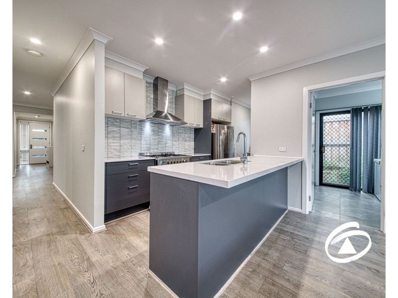 207 Pink Hill Boulevard, Officer VIC 3809