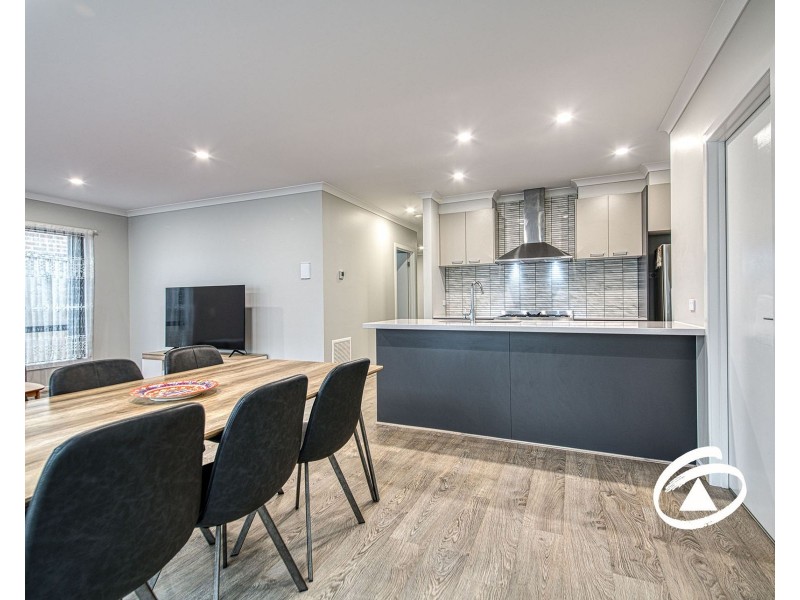 207 Pink Hill Boulevard, Officer VIC 3809