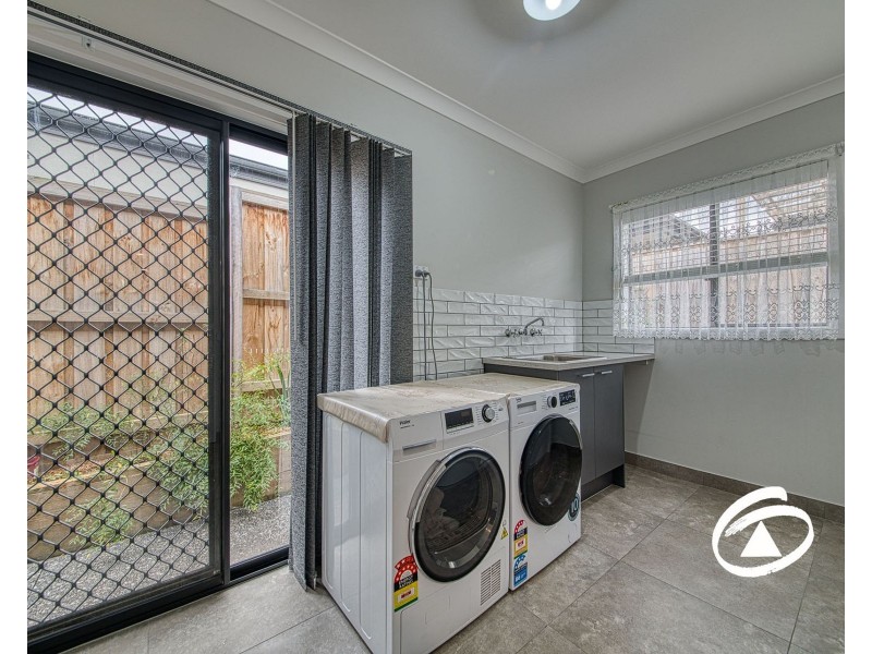 207 Pink Hill Boulevard, Officer VIC 3809