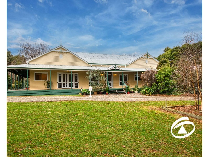 152 Warren Road, Nar Nar Goon North VIC 3812