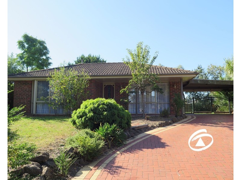 16 Bridle Place, Pakenham VIC 3810