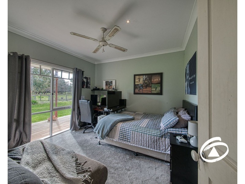 9 Latta Road, Nar Nar Goon VIC 3812