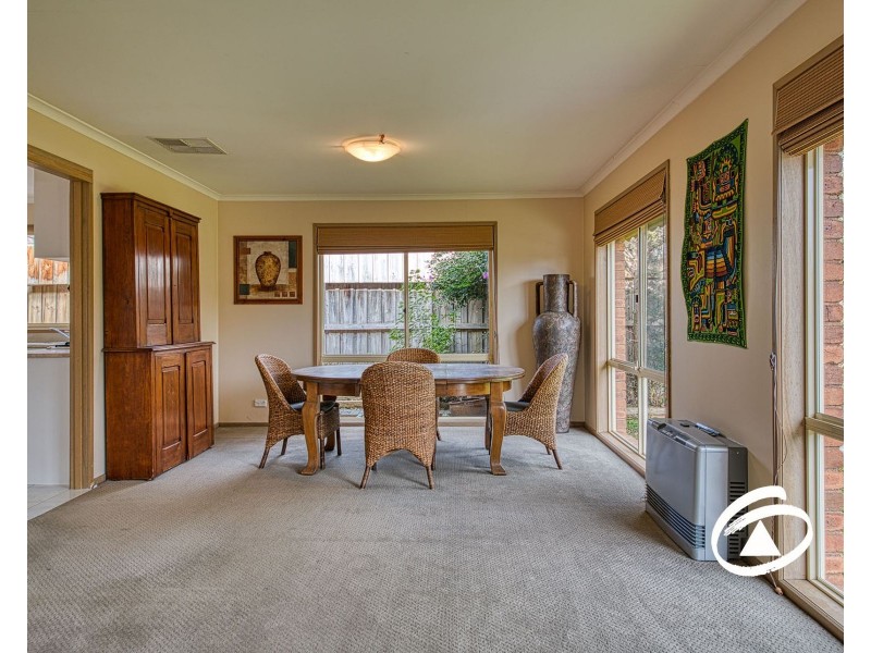 18 McNamara Court, Pakenham VIC 3810