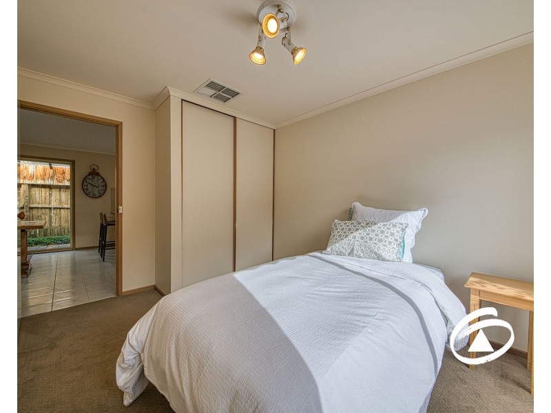 18 McNamara Court, Pakenham VIC 3810