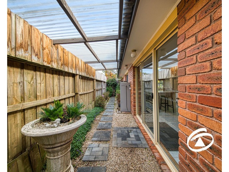 18 McNamara Court, Pakenham VIC 3810