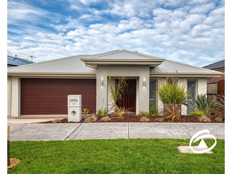 17 Bowood Street, Officer VIC 3809