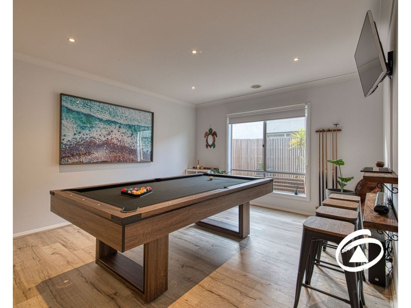 17 Bowood Street, Officer VIC 3809