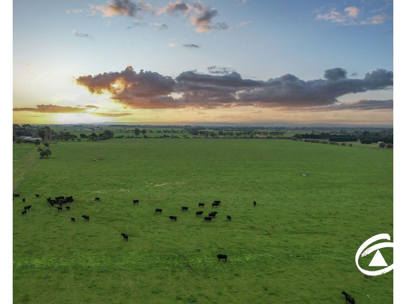 750 Tooradin Station Road, Cardinia VIC 3978