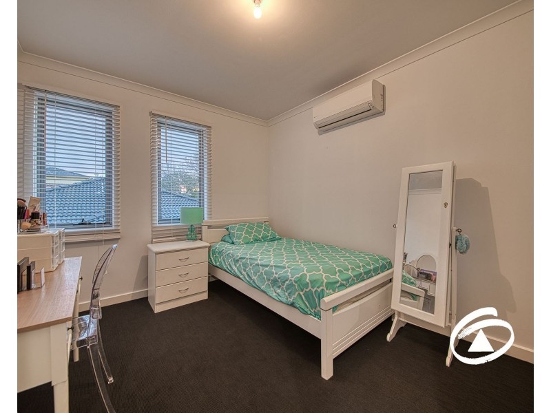 1 Reginald Close, Pakenham VIC 3810