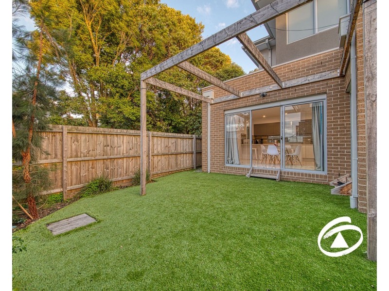 1 Reginald Close, Pakenham VIC 3810