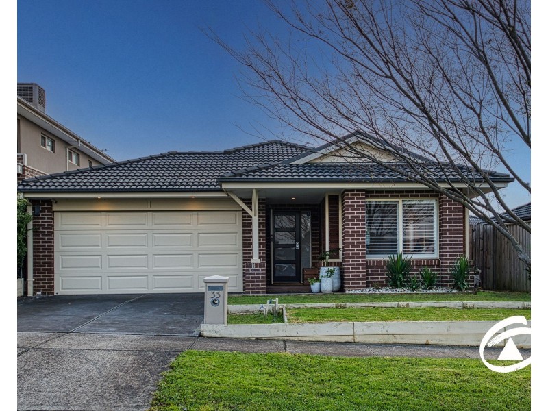 33 Clarendon Street, Pakenham VIC 3810